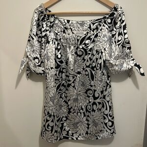 Allison Taylor black and white floral blouse - size small